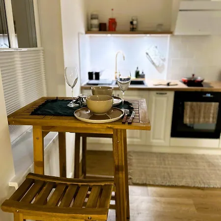 Lejlighed Cozy 1-bedroom In The City Centre *